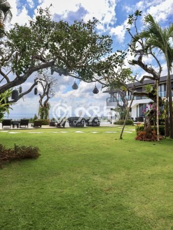AREA BISNIS! Komersial di Pecatu, Luas 2500m², Jalan Utama, Strategis AREA BISNIS! Komersial di Pecatu, Luas 2500m², Jalan Utama, Strategis