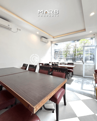 Kantor di Kemang, Luas 450m2m², Lokasi Strategis Kantor di Kemang, Luas 450m2m², Lokasi Strategis