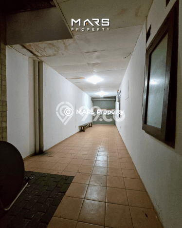 Ready to Use! Luxury House LT 232m2 Desain Modern di Gandaria Ready to Use! Luxury House LT 232m2 Desain Modern di Gandaria