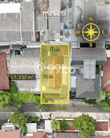 Ready to Use! Luxury House LT 232m2 Desain Modern di Gandaria Ready to Use! Luxury House LT 232m2 Desain Modern di Gandaria