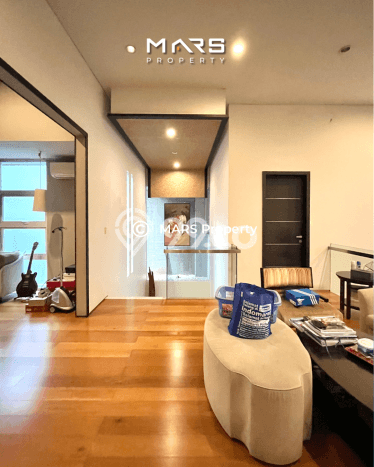 PRIME LOCATION! Rumah Strategis di Tanjung Duren, Luas 416m² LB 725m² PRIME LOCATION! Rumah Strategis di Tanjung Duren, Luas 416m² LB 725m²