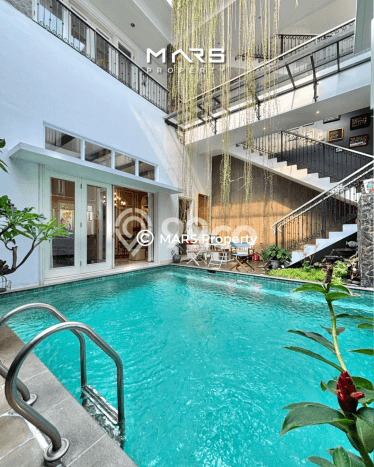 BEST PRICE! Rumah Berkualitas di Cilandak, LT 231m² Bangunan 365m² BEST PRICE! Rumah Berkualitas di Cilandak, LT 231m² Bangunan 365m²