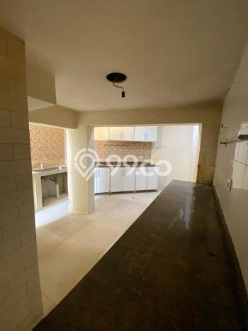 Jual Cepat Rumah LT 353m² / LB 200m² di Kawasan Komersial Menteng, Jakarta Pusat Jual Cepat Rumah LT 353m² / LB 200m² di Kawasan Komersial Menteng, Jakarta Pusat