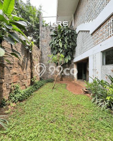 Dijual Rumah Premium dengan Fasilitas Sekitar Komplit di Kebayoran Baru, Jakarta Selatan Dijual Rumah Premium dengan Fasilitas Sekitar Komplit di Kebayoran Baru, Jakarta Selatan