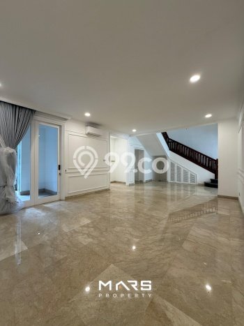 Jual Rumah Mewah Elegan Dengan View Eksklusif di Pondok Indah, Jakarta Selatan Jual Rumah Mewah Elegan Dengan View Eksklusif di Pondok Indah, Jakarta Selatan