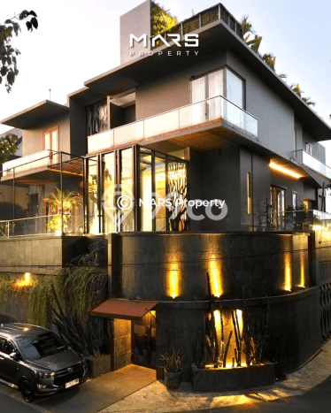 BEST OFFER! Rumah Untuk Investasi area Kebayoran Baru, Luas 520m² LB 1200m² BEST OFFER! Rumah Untuk Investasi area Kebayoran Baru, Luas 520m² LB 1200m²