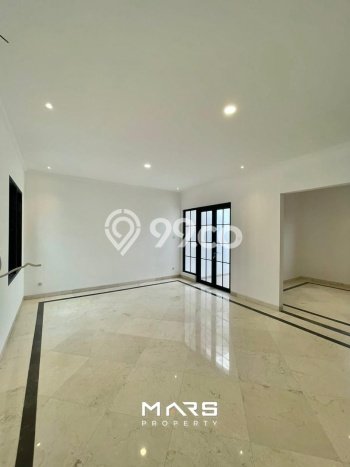 Jual Rumah Mewah Megah Dengan View Eksklusif di Lebak Bulus, Jakarta Selatan Jual Rumah Mewah Megah Dengan View Eksklusif di Lebak Bulus, Jakarta Selatan