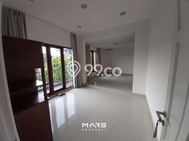 Dijual Rumah Mewah Exclusive di Cilandak, Jakarta Selatan Dijual Rumah Mewah Exclusive di Cilandak, Jakarta Selatan