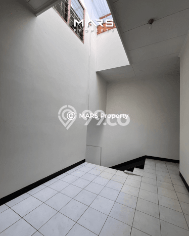 Rumah Bisa KPR LT 379m² di Kebayoran Baru, Bebas Banjir, Jakarta Selatan Rumah Bisa KPR LT 379m² di Kebayoran Baru, Bebas Banjir, Jakarta Selatan