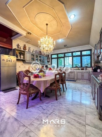 Hot Offer Hunian Premium Ideal dan Luas di Menteng, Jakarta Pusat Hot Offer Hunian Premium Ideal dan Luas di Menteng, Jakarta Pusat