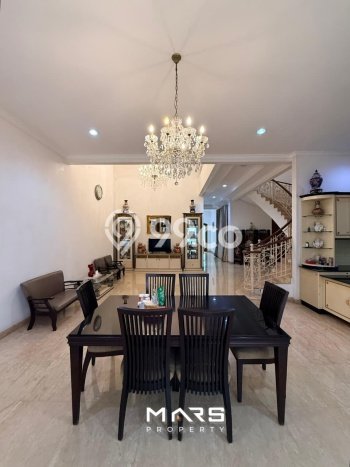 Hot Offer Hunian Mewah Ideal dan Luas di Kebayoran Baru, Jakarta Selatan Hot Offer Hunian Mewah Ideal dan Luas di Kebayoran Baru, Jakarta Selatan