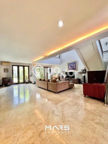 Dijual Rumah Luas Megah Dengan View Eksklusif di Pondok Indah, Jakarta Selatan Dijual Rumah Luas Megah Dengan View Eksklusif di Pondok Indah, Jakarta Selatan