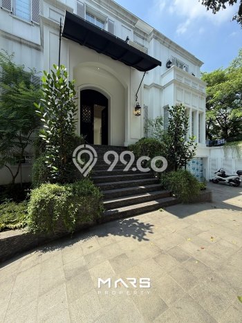 Siap Huni Hunian Elit 5 Kamar di Menteng Dekat ke Mana Pun Siap Huni Hunian Elit 5 Kamar di Menteng Dekat ke Mana Pun