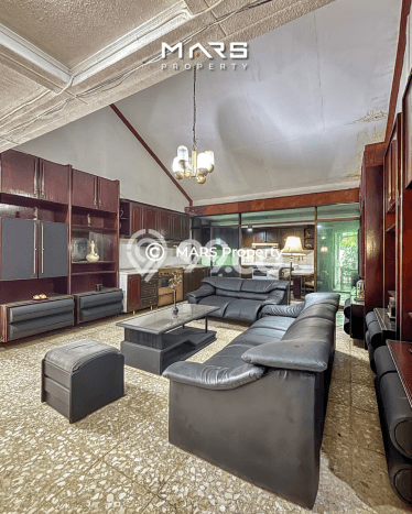 Rumah Siap Pakai area Pondok Indah, Jakarta Selatan, Luas 864m² Bangunan 520m² Rumah Siap Pakai area Pondok Indah, Jakarta Selatan, Luas 864m² Bangunan 520m²