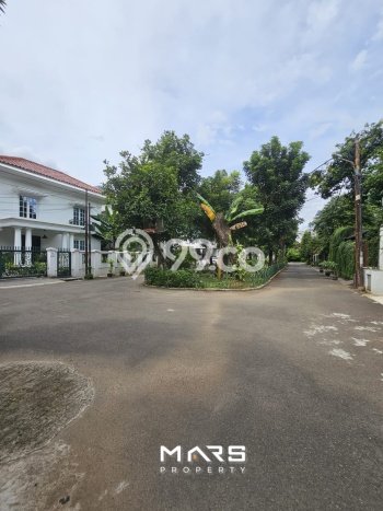 Siap Huni Rumah Mewah 3 Kamar di Kebayoran Baru Dekat ke Mana Pun Siap Huni Rumah Mewah 3 Kamar di Kebayoran Baru Dekat ke Mana Pun