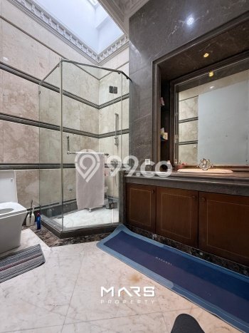 Vila Nyaman Kawasan Kelapa Gading, Dimensi 549m2m², View Indah sekitar Vila Nyaman Kawasan Kelapa Gading, Dimensi 549m2m², View Indah sekitar