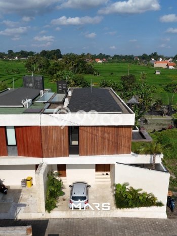 HARGA MENARIK! Vila Kawasan , Ukuran 250m2m², Area Premium dengan jalan bagus HARGA MENARIK! Vila Kawasan , Ukuran 250m2m², Area Premium dengan jalan bagus