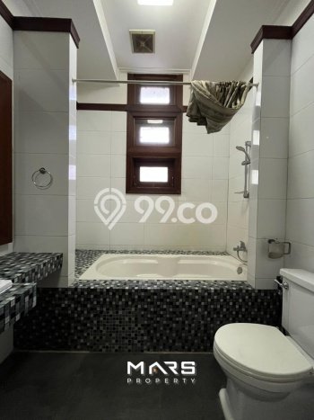Hot Offer Hunian Premium Ideal dan Luas di Menteng, Jakarta Pusat Hot Offer Hunian Premium Ideal dan Luas di Menteng, Jakarta Pusat