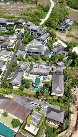 Vila Premium di , Area 1729m2m², Lingkungan Nyaman Vila Premium di , Area 1729m2m², Lingkungan Nyaman