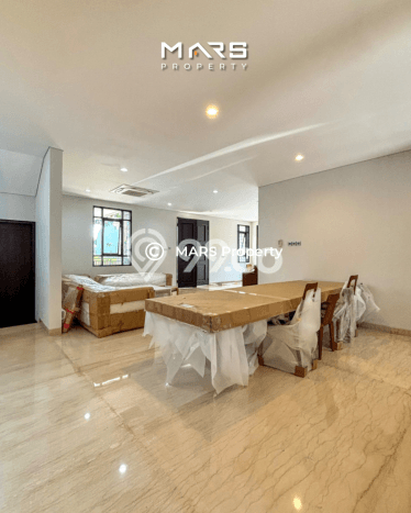 Rumah LT 365m² di Jagakarsa, Jakarta Selatan - Lokasi Strategis Rumah LT 365m² di Jagakarsa, Jakarta Selatan - Lokasi Strategis