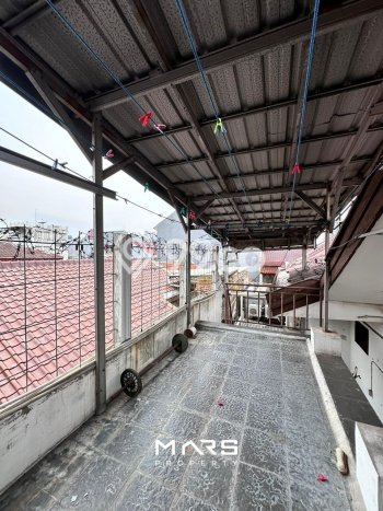 Ready to Use! Luxury House LT 240m2 Desain Modern di Tomang Ready to Use! Luxury House LT 240m2 Desain Modern di Tomang