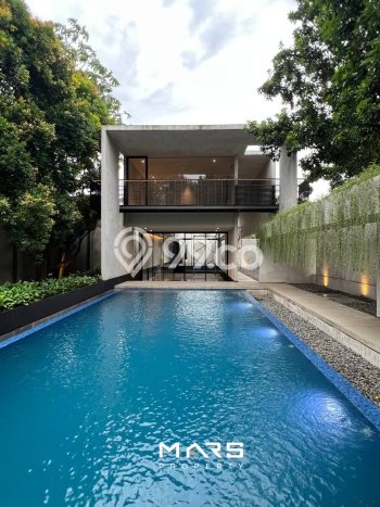 Ready to Use! Luxury House LT 1150m2 Desain Modern di Ampera Ready to Use! Luxury House LT 1150m2 Desain Modern di Ampera