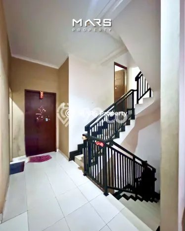 Rumah Elit Modern Siap Huni di Duri Kepa Jakarta Barat Rumah Elit Modern Siap Huni di Duri Kepa Jakarta Barat