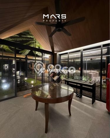 Rumah Lokasi Strategis di Kebayoran Baru, Jakarta Selatan, LT 634m² LB 800m² Rumah Lokasi Strategis di Kebayoran Baru, Jakarta Selatan, LT 634m² LB 800m²