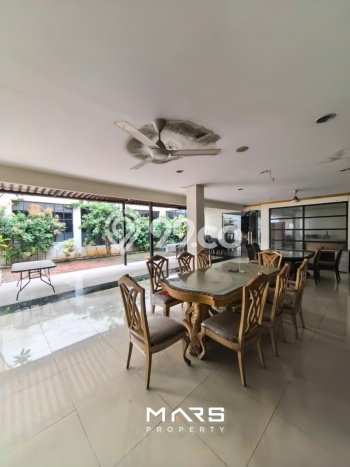 Hunian Mewah Dijual LT 1105m2 di Jagakarsa, Jakarta Selatan Hunian Mewah Dijual LT 1105m2 di Jagakarsa, Jakarta Selatan