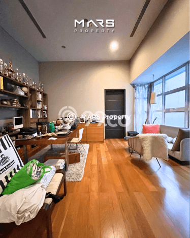 PRIME LOCATION! Rumah Strategis di Tanjung Duren, Luas 416m² LB 725m² PRIME LOCATION! Rumah Strategis di Tanjung Duren, Luas 416m² LB 725m²
