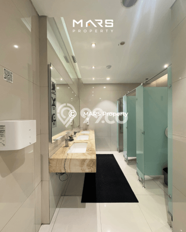 LOKASI STRATEGIS! Kantor Disewakan Kawasan Central Park, Luas 139m², Area Ramai LOKASI STRATEGIS! Kantor Disewakan Kawasan Central Park, Luas 139m², Area Ramai