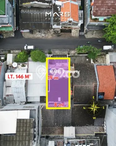 Rumah Lingkungan Asri di Tanjung Duren, Jakarta Barat, Luas 146m² Bangunan 347m² Rumah Lingkungan Asri di Tanjung Duren, Jakarta Barat, Luas 146m² Bangunan 347m²