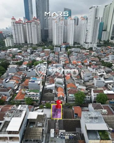 Rumah Lingkungan Asri di Tanjung Duren, Jakarta Barat, Luas 146m² Bangunan 347m² Rumah Lingkungan Asri di Tanjung Duren, Jakarta Barat, Luas 146m² Bangunan 347m²