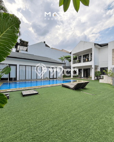 Rumah Mewah Dijual LT 800m2 di Cinere, Depok Rumah Mewah Dijual LT 800m2 di Cinere, Depok
