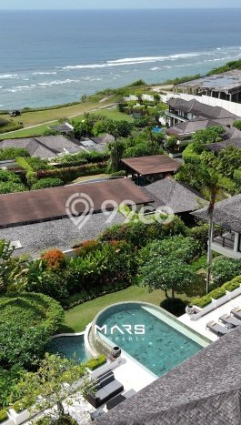 For Sale! Vila Kawasan , Luas 1729m2m², Akses Mudah Pusat Kota For Sale! Vila Kawasan , Luas 1729m2m², Akses Mudah Pusat Kota