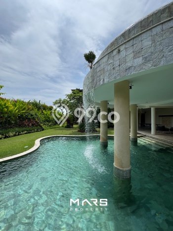 For Sale! Vila Kawasan , Luas 1729m2m², Akses Mudah Pusat Kota For Sale! Vila Kawasan , Luas 1729m2m², Akses Mudah Pusat Kota