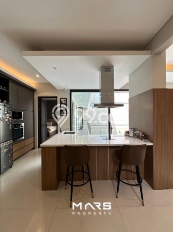 Rumah Elit Modern Siap Huni di Mega Kuningan Jakarta Selatan Rumah Elit Modern Siap Huni di Mega Kuningan Jakarta Selatan