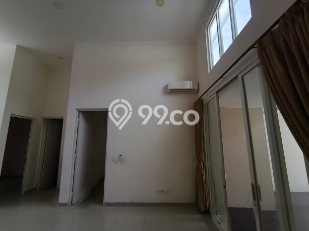 Jarang Ada! Rumah Sewa 3 Kamar Bagus Siap Huni Graha Padma Jarang Ada! Rumah Sewa 3 Kamar Bagus Siap Huni Graha Padma