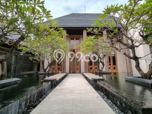 Rumah Mewah Dijual LT 5294m2 di Gajah Mungkur, Semarang Rumah Mewah Dijual LT 5294m2 di Gajah Mungkur, Semarang