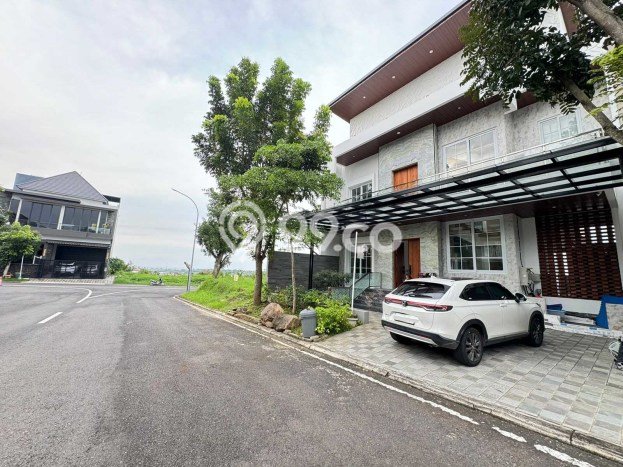 Rumah Luxury Modern Tanpa Renovasi di Sambiroto Semarang Rumah Luxury Modern Tanpa Renovasi di Sambiroto Semarang