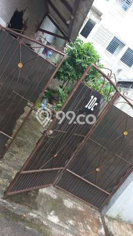 Unit Kost Dijual di Pondok Aren dengan 22 Kamar Tidur & Luas Bangunan 200m2 Unit Kost Dijual di Pondok Aren dengan 22 Kamar Tidur & Luas Bangunan 200m2