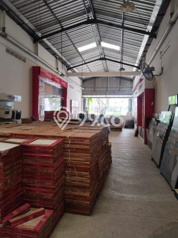 Ruko Usaha Dijual di Pedurungan Semarang LT 274m2 & LB 198m2 Ruko Usaha Dijual di Pedurungan Semarang LT 274m2 & LB 198m2