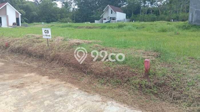 Tanah Kavling di Gunung Pati Dijual dengan Luas 120m2 Tanah Kavling di Gunung Pati Dijual dengan Luas 120m2