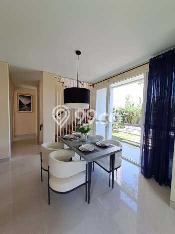 Ready to Use! Luxury House LT 160m2 Desain Modern di BSB City Ready to Use! Luxury House LT 160m2 Desain Modern di BSB City