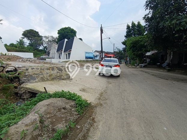 Rumah Sederhana Dijual Lokasi Banyumanik 2 Kamar dengan LT 72m2 Rumah Sederhana Dijual Lokasi Banyumanik 2 Kamar dengan LT 72m2