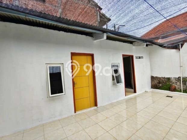 Rumah Modern Minimalis 5 KT Bisa Langsung Pindah di Semarang Barat Rumah Modern Minimalis 5 KT Bisa Langsung Pindah di Semarang Barat