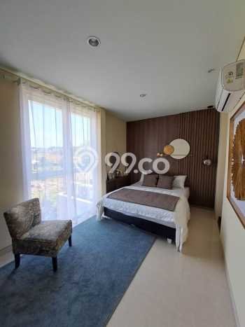 Ready to Use! Luxury House LT 160m2 Desain Modern di BSB City Ready to Use! Luxury House LT 160m2 Desain Modern di BSB City