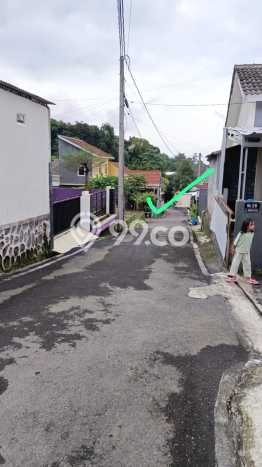 Siap Huni Rumah Minimalis & Modern LB 72m2 di Ungaran Siap Huni Rumah Minimalis & Modern LB 72m2 di Ungaran