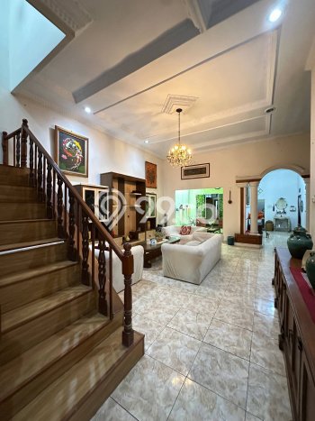 Hunian Elit LB 300m2 Siap Huni Desain Elegan di Limusnunggal, Bogor Hunian Elit LB 300m2 Siap Huni Desain Elegan di Limusnunggal, Bogor