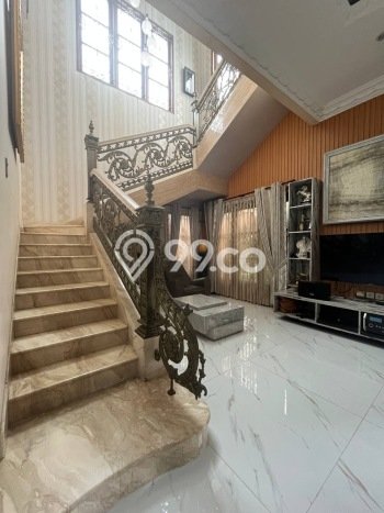 Rumah Elit Modern Siap Huni di Kota Wisata Bogor Rumah Elit Modern Siap Huni di Kota Wisata Bogor